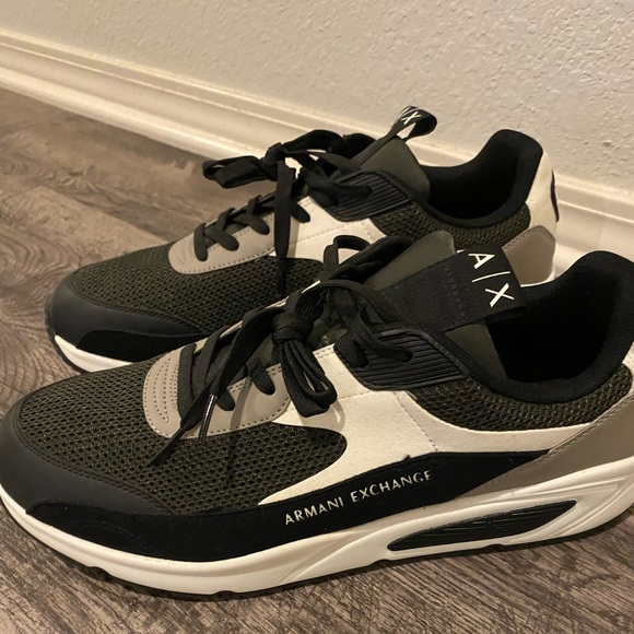 Armani Exchange Sneakers - Picture 2 of 6